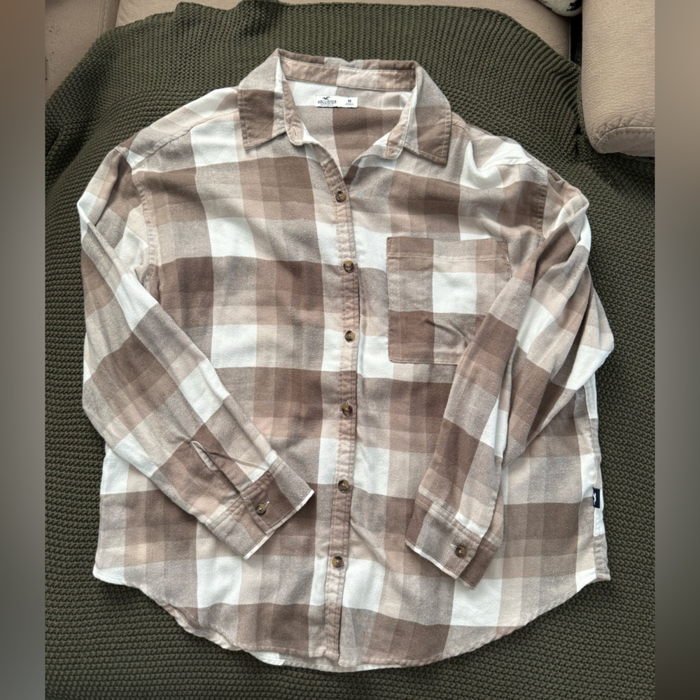 Hollister Women’s Casual Plaid Shirt in Brown and Cream